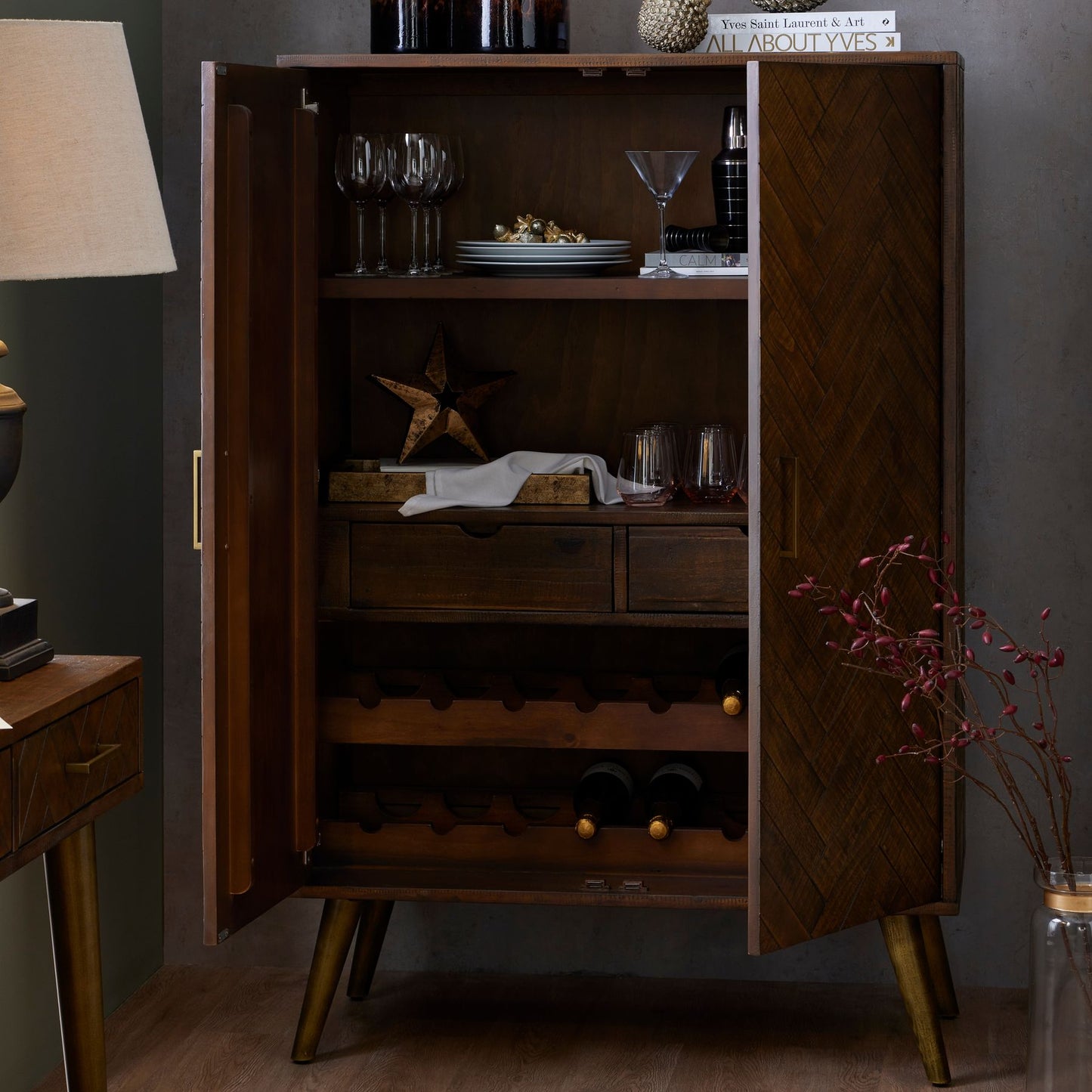 Dubai Drinks Cabinet