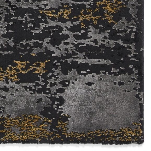 Chloe Black/Gold Rug