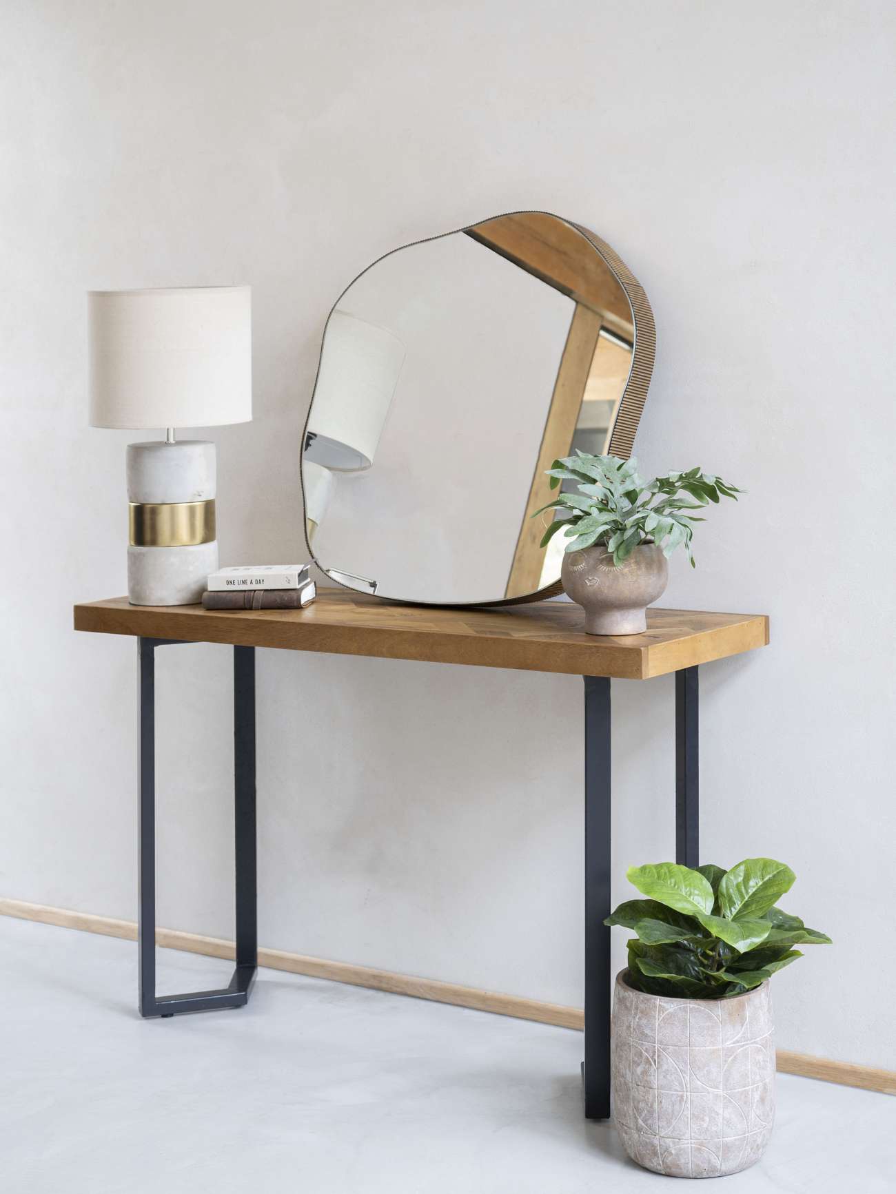 Gretna Table Lamp