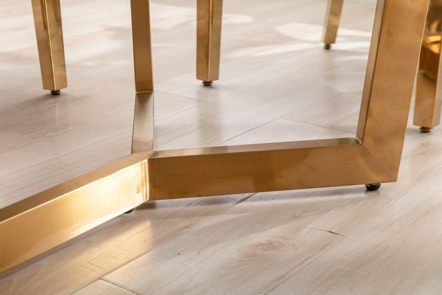 Orlena Dining Table and 4 Chairs