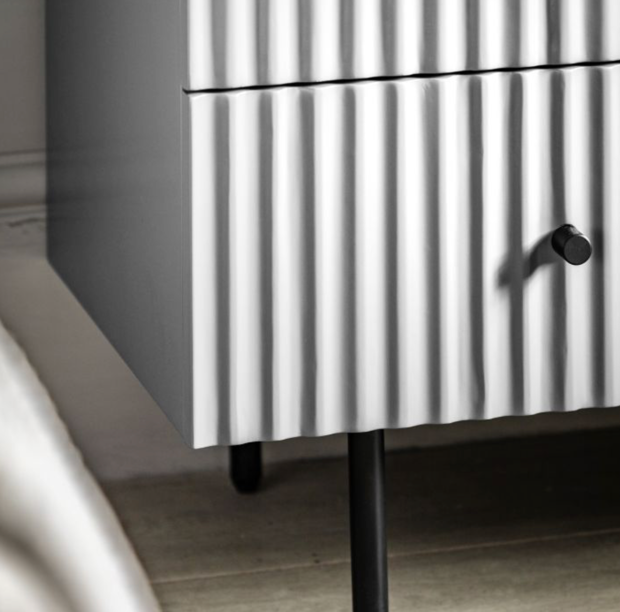 Hampshire Chest of Drawers White