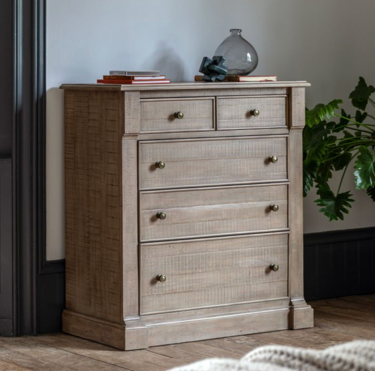 Vinnie Chest of Drawers