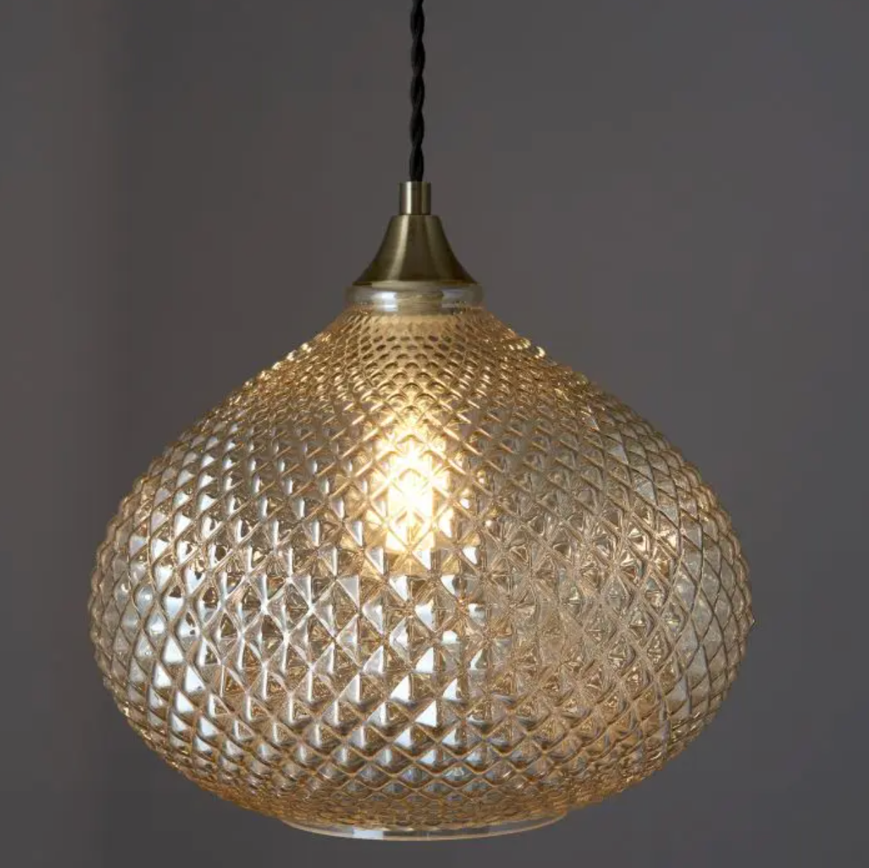 Lola Pendant Light