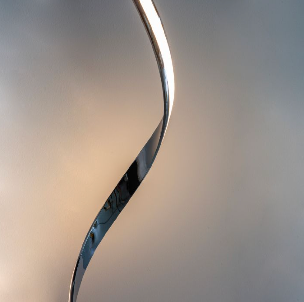 Anya Floor Lamp