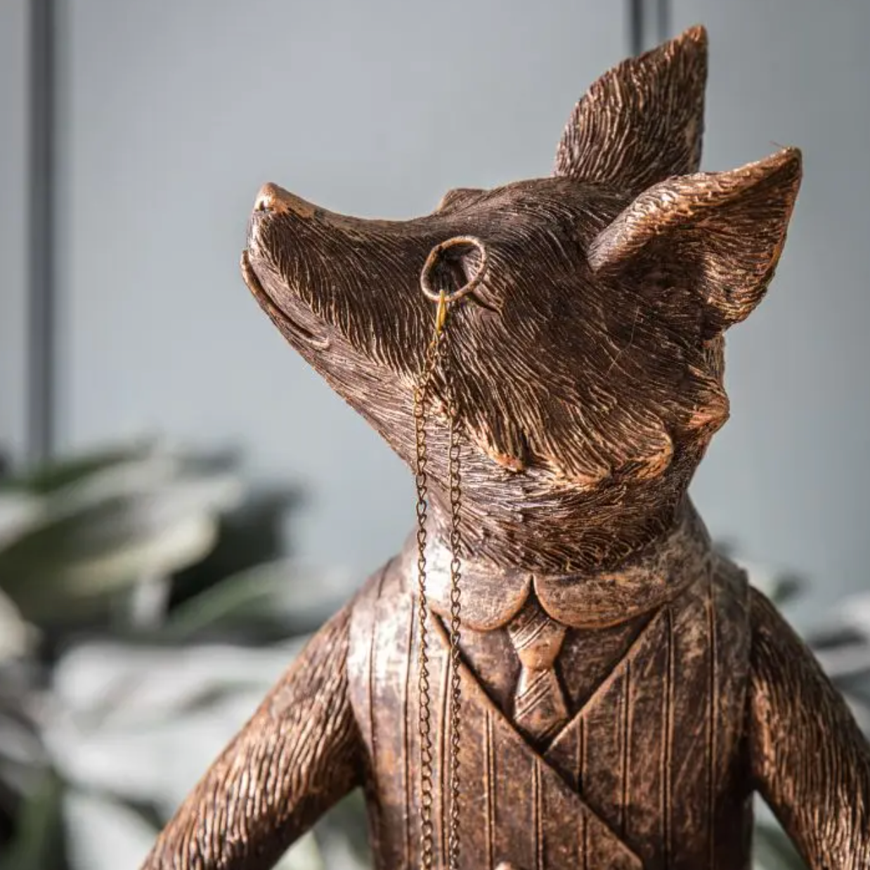 Bronze Snooty Fox