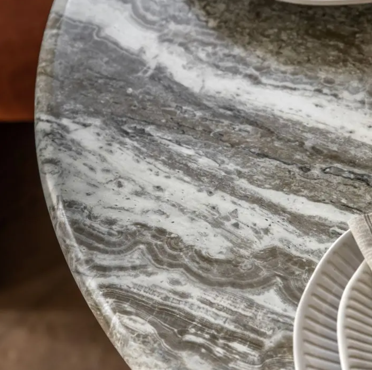 Lux Dining Table