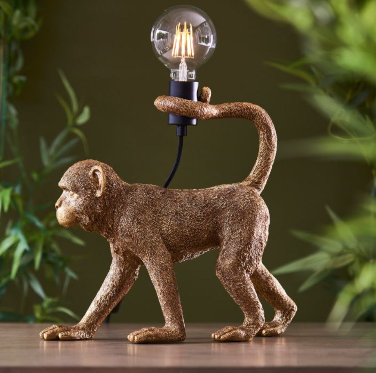 Mula Gold Table Lamp