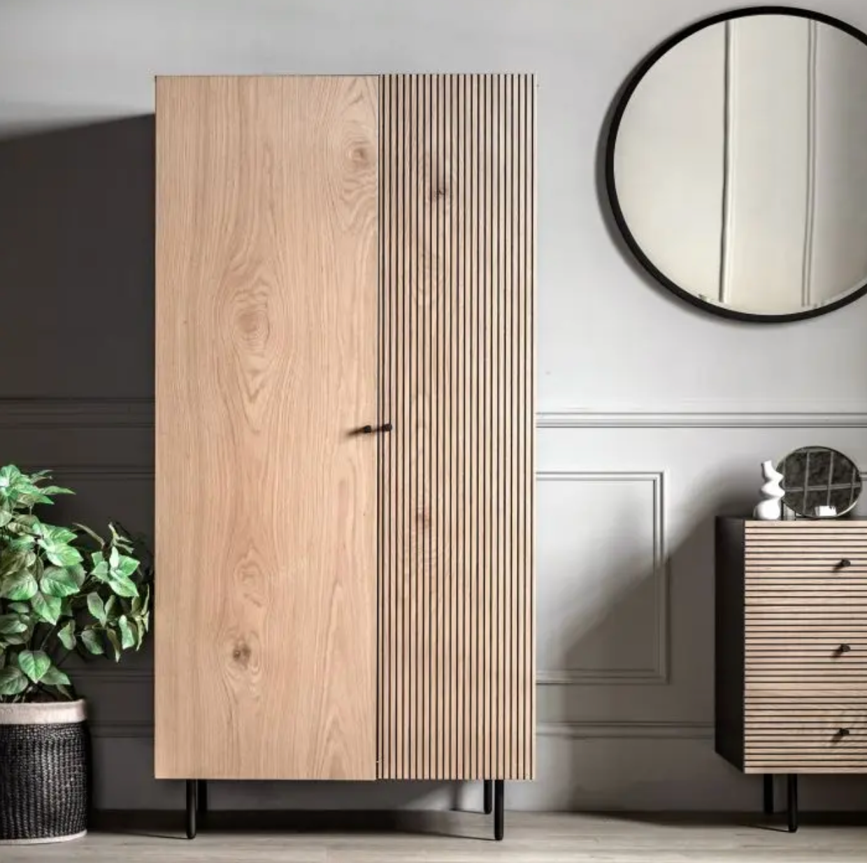 Harland Wardrobe