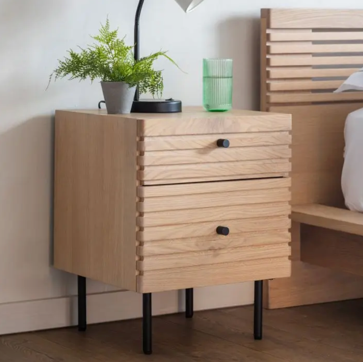 Japir Bedside Table