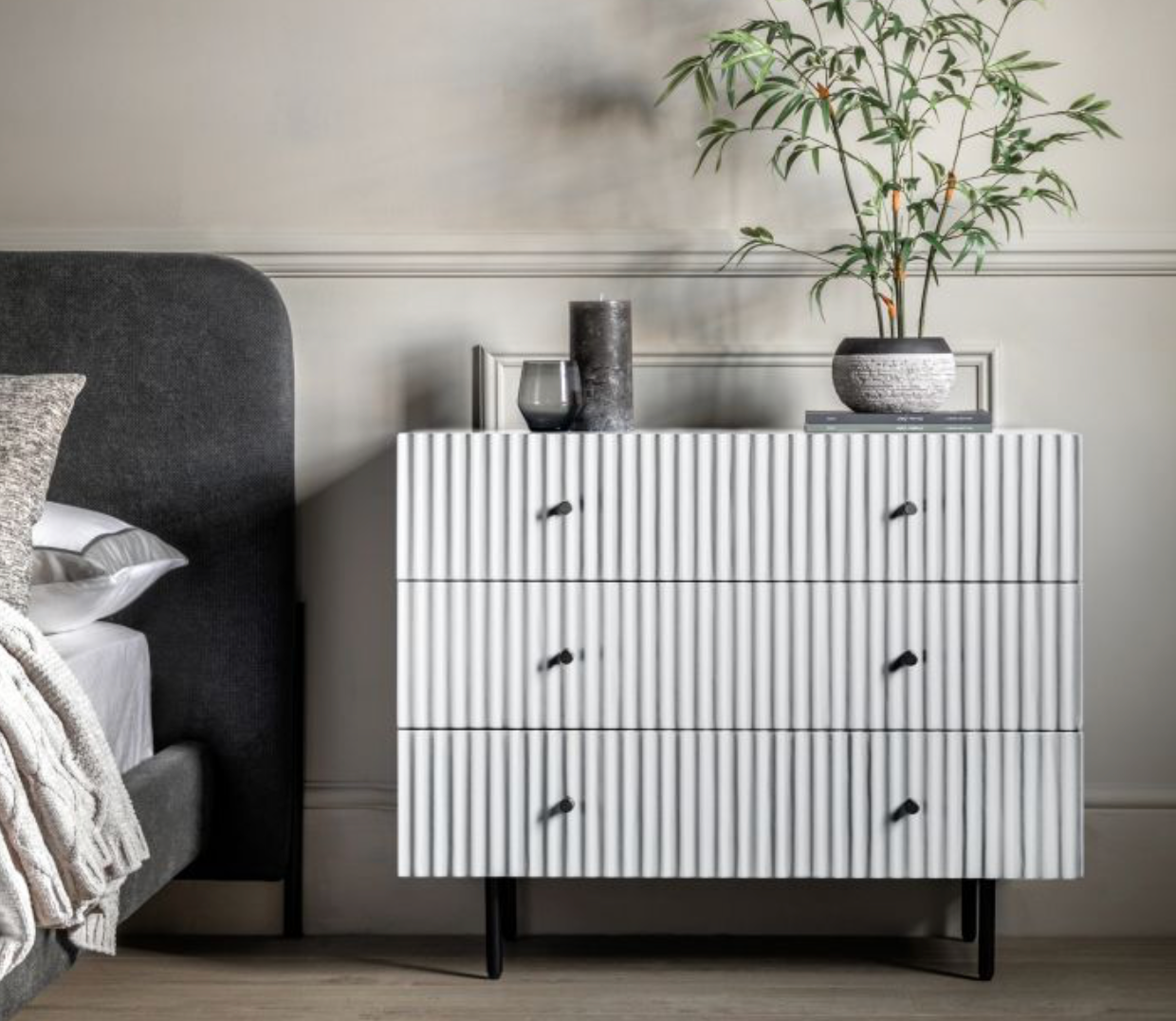 Hampshire Chest of Drawers White