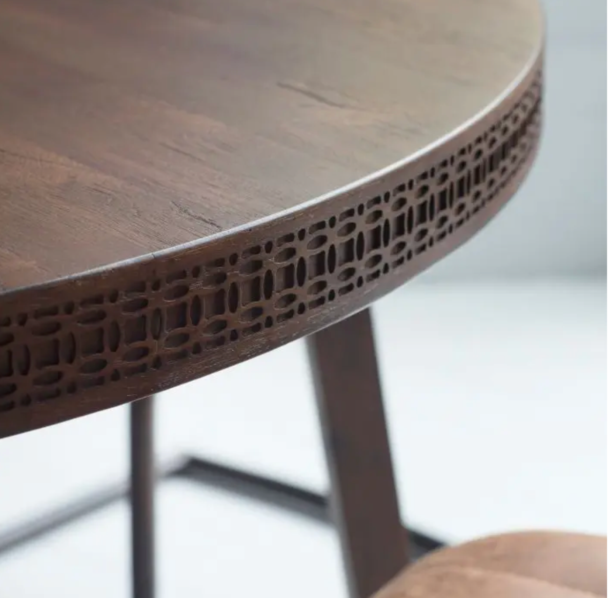 Beck Dining Table Mango