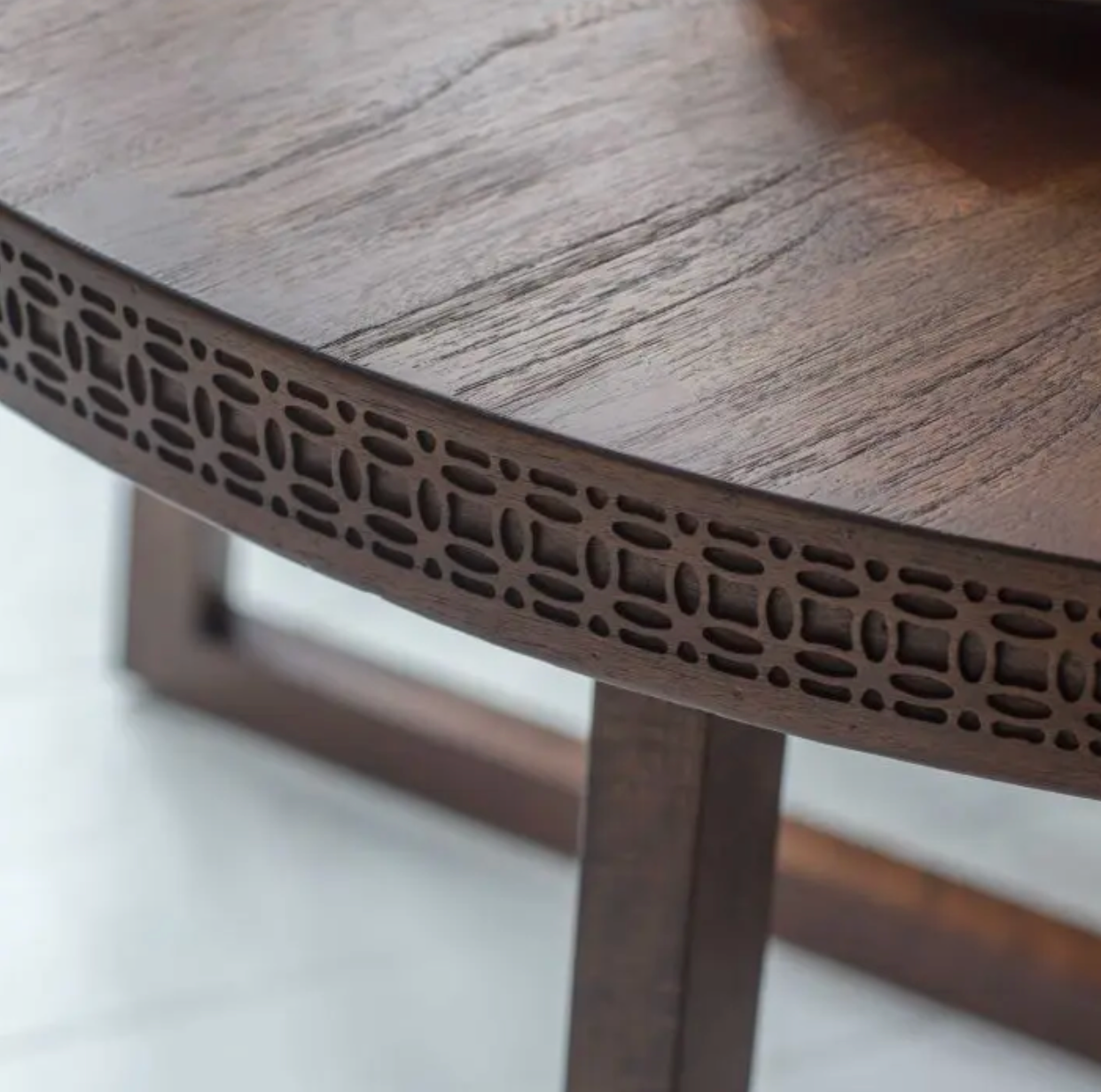 Beck Dining Table Mango