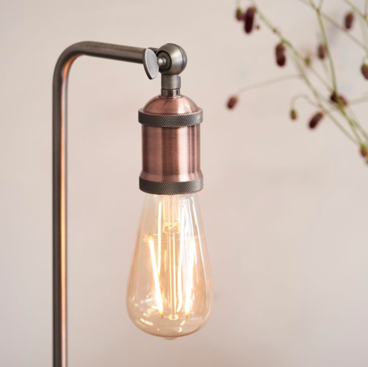 Busk Table Lamp