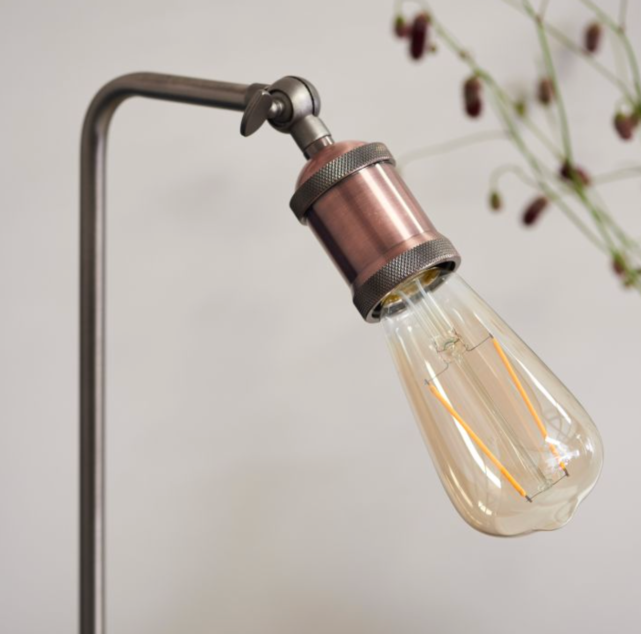 Busk Table Lamp