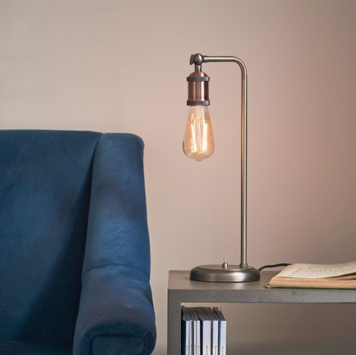 Busk Table Lamp