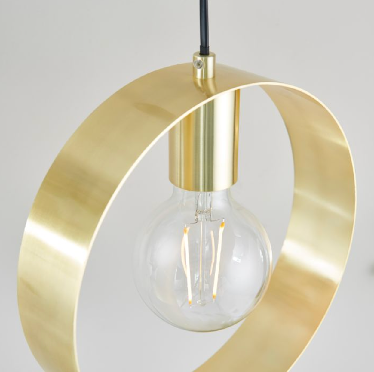Cirque Pendant Light