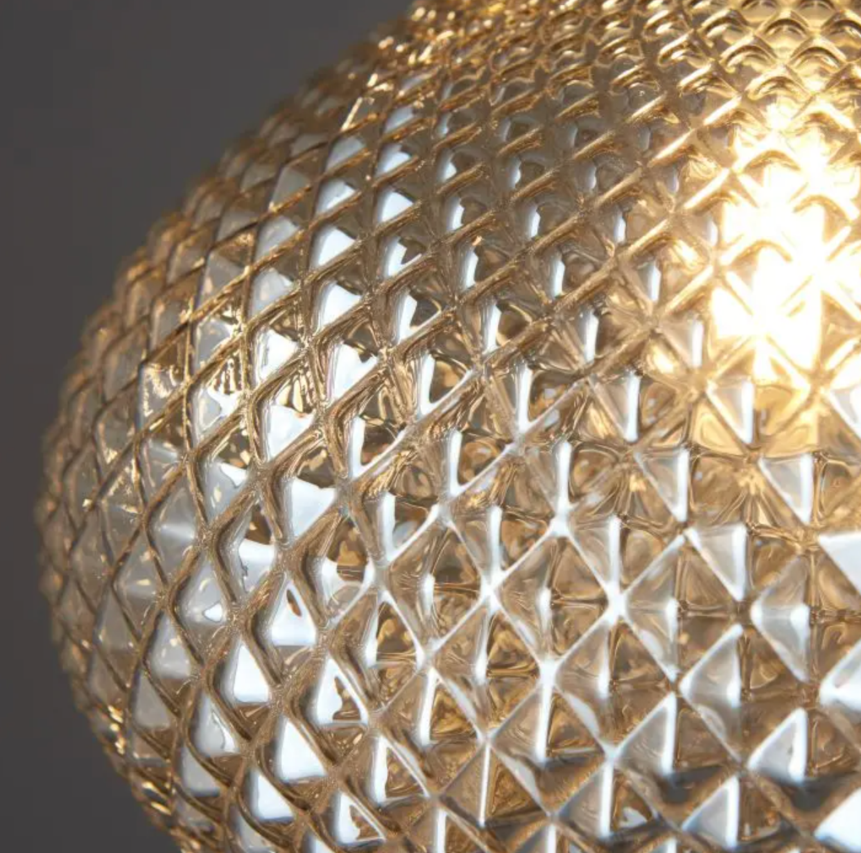 Lola Pendant Light