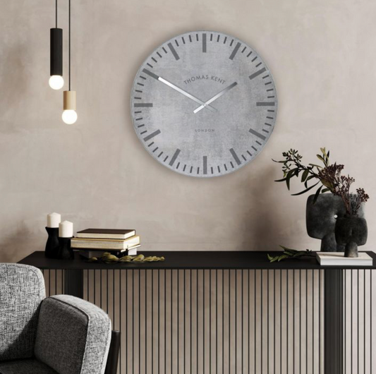 Lina Medium Clock