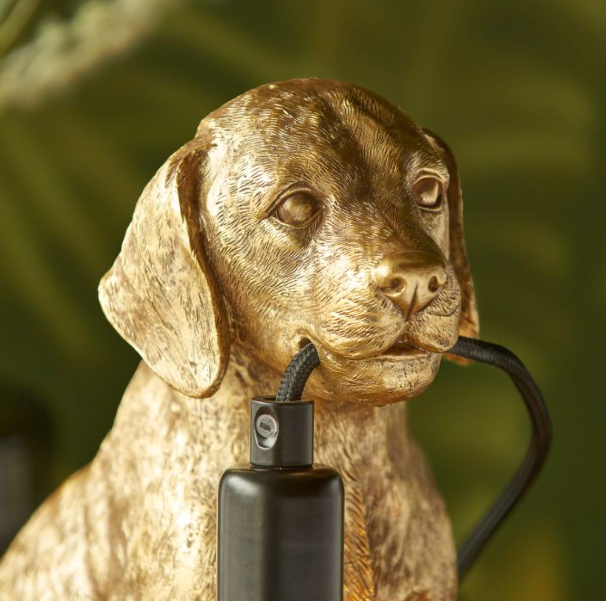 Labrador Gold Table Lamp