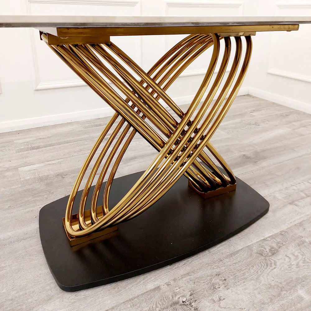 Ariel Dining Table and 4 Elsa Chairs